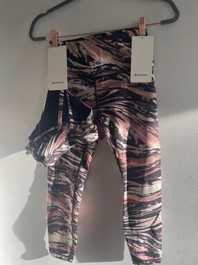 lululemon athletica women’s 'Pink Black Marble Print Leggings and sports bra set